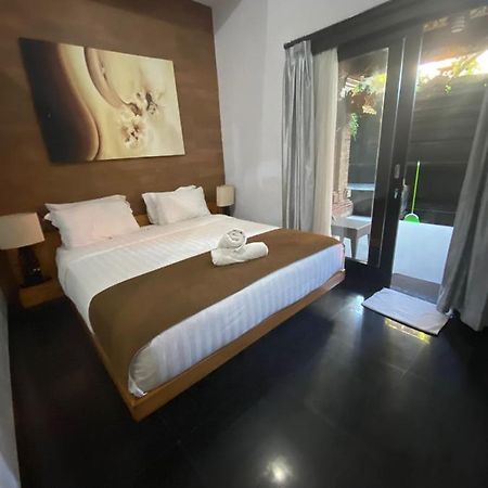 Rahayu Guest House Seminyak Exterior photo