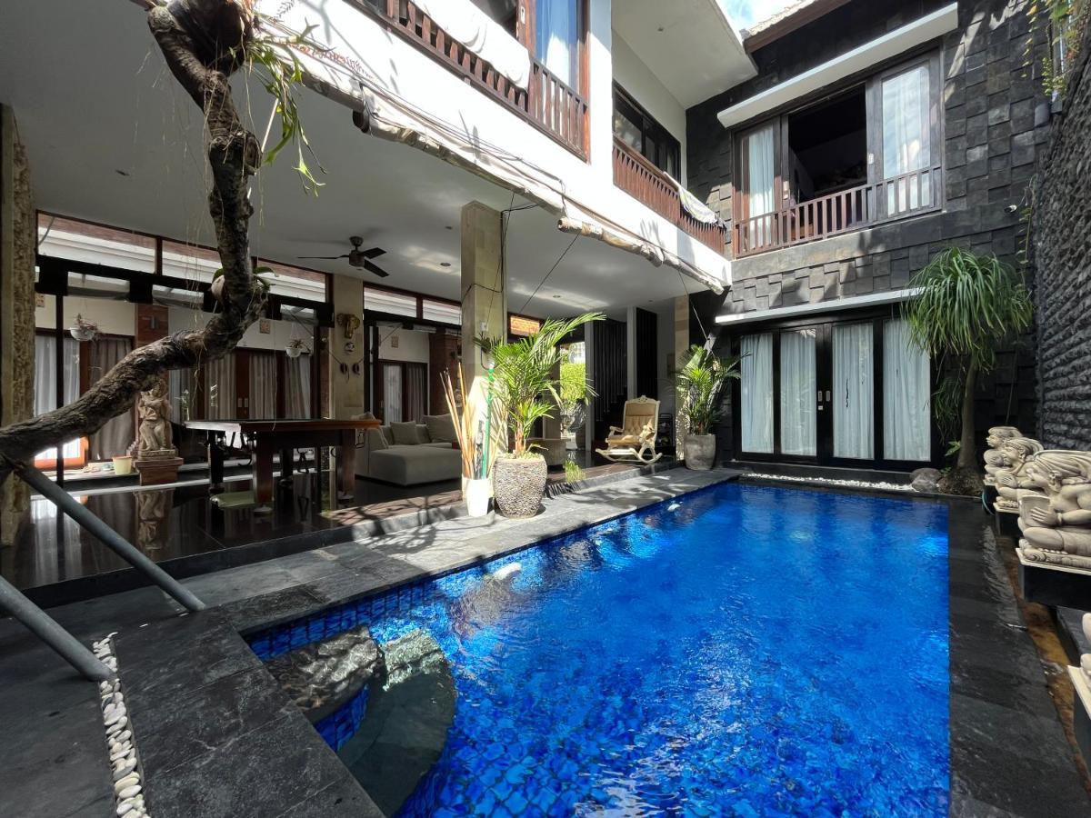 Rahayu Guest House Seminyak Exterior photo